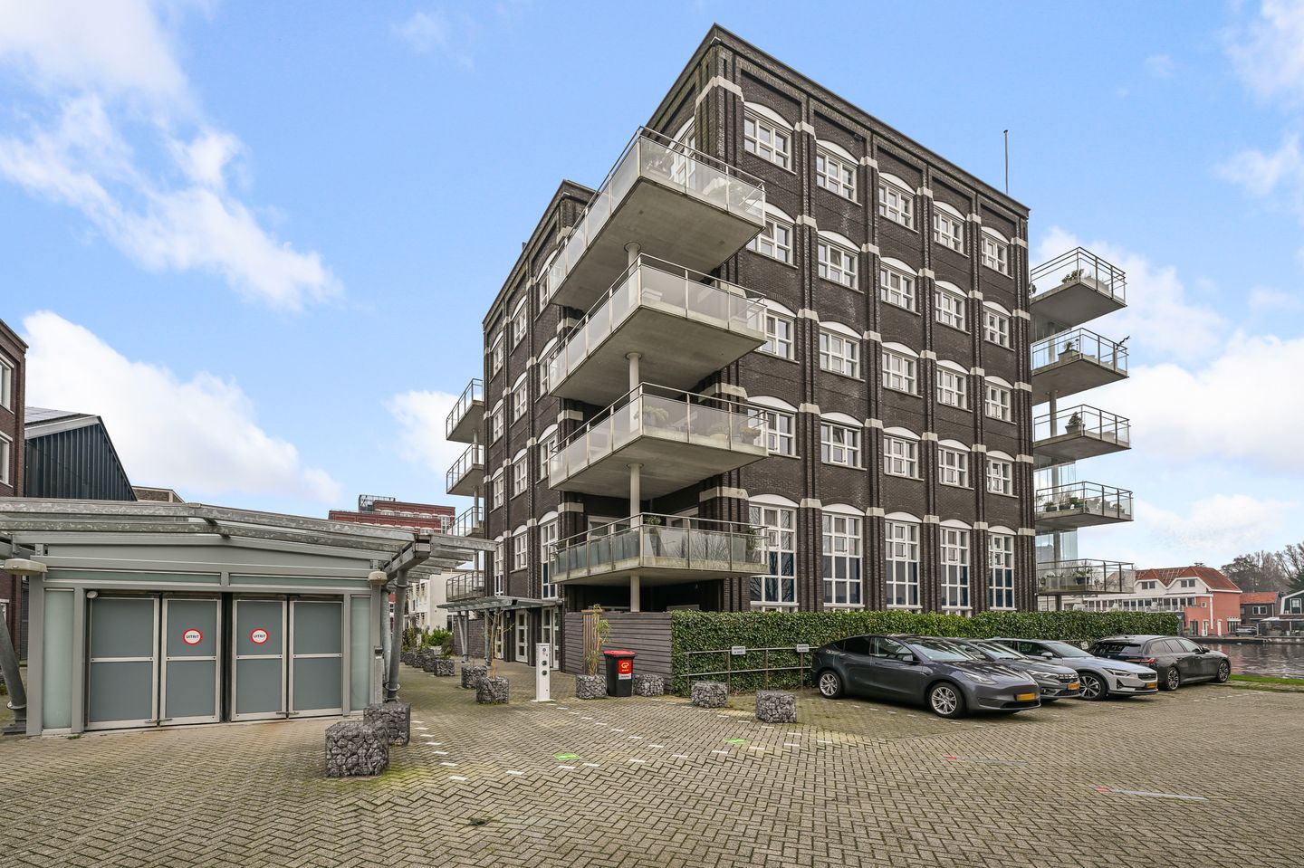 Photo 4 of Hendrick Rietschoofplein 10