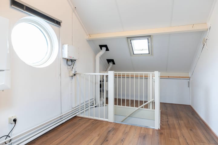 Foto 26 van Bijenkorf 21