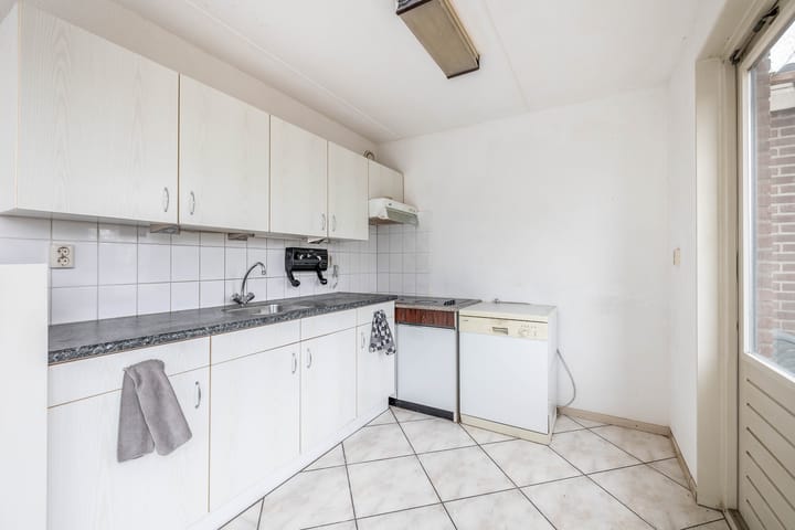 Foto 11 van Klaproosweg 24