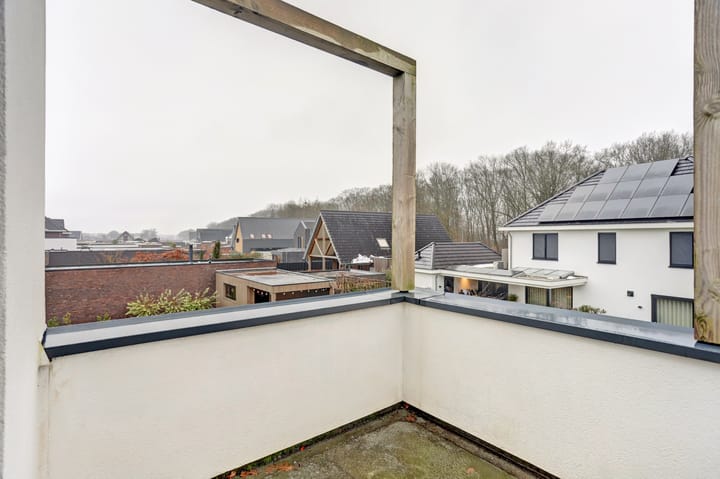 Photo 38 of Op de Lundert 2