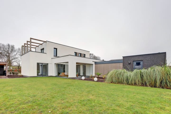 Photo 57 of Op de Lundert 2