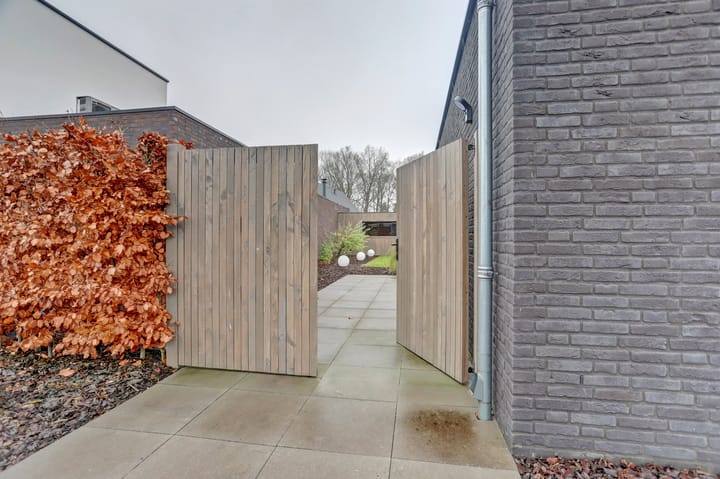 Photo 69 of Op de Lundert 2