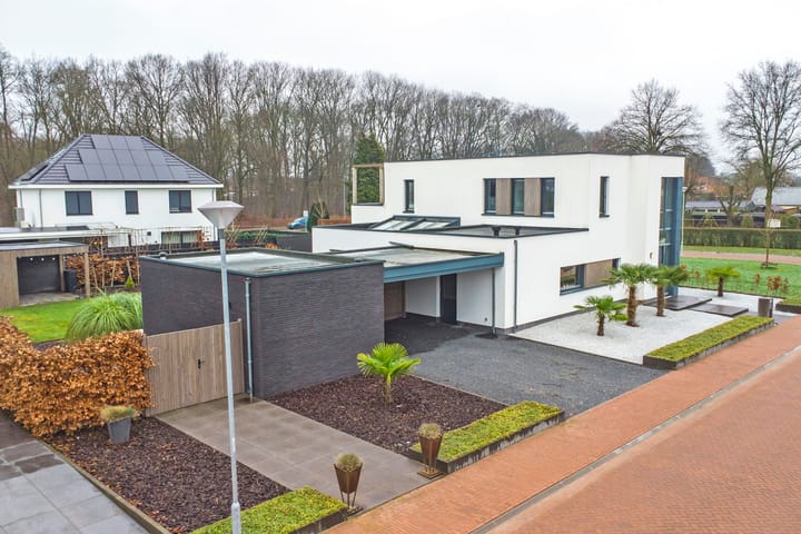 Photo 77 of Op de Lundert 2