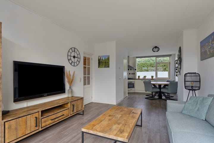 Foto 1 van Dr. de Visserstraat 4