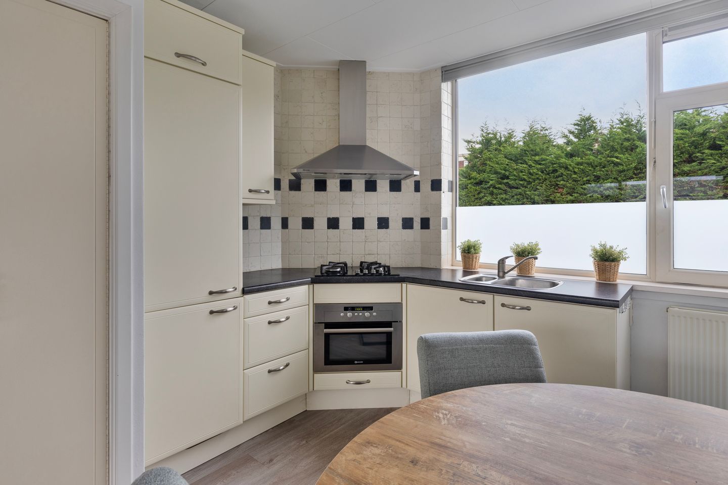 Foto 14 van Dr. de Visserstraat 4