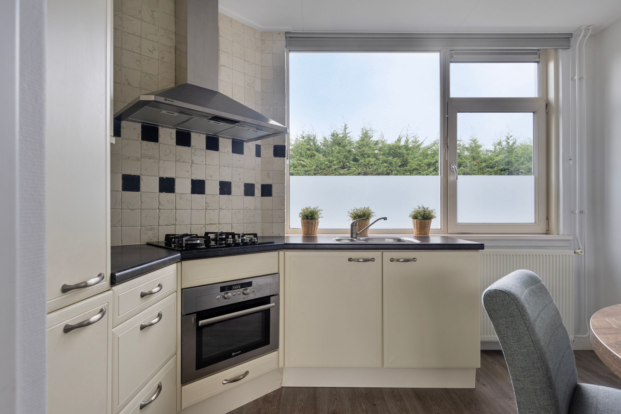 Foto 15 van Dr. de Visserstraat 4