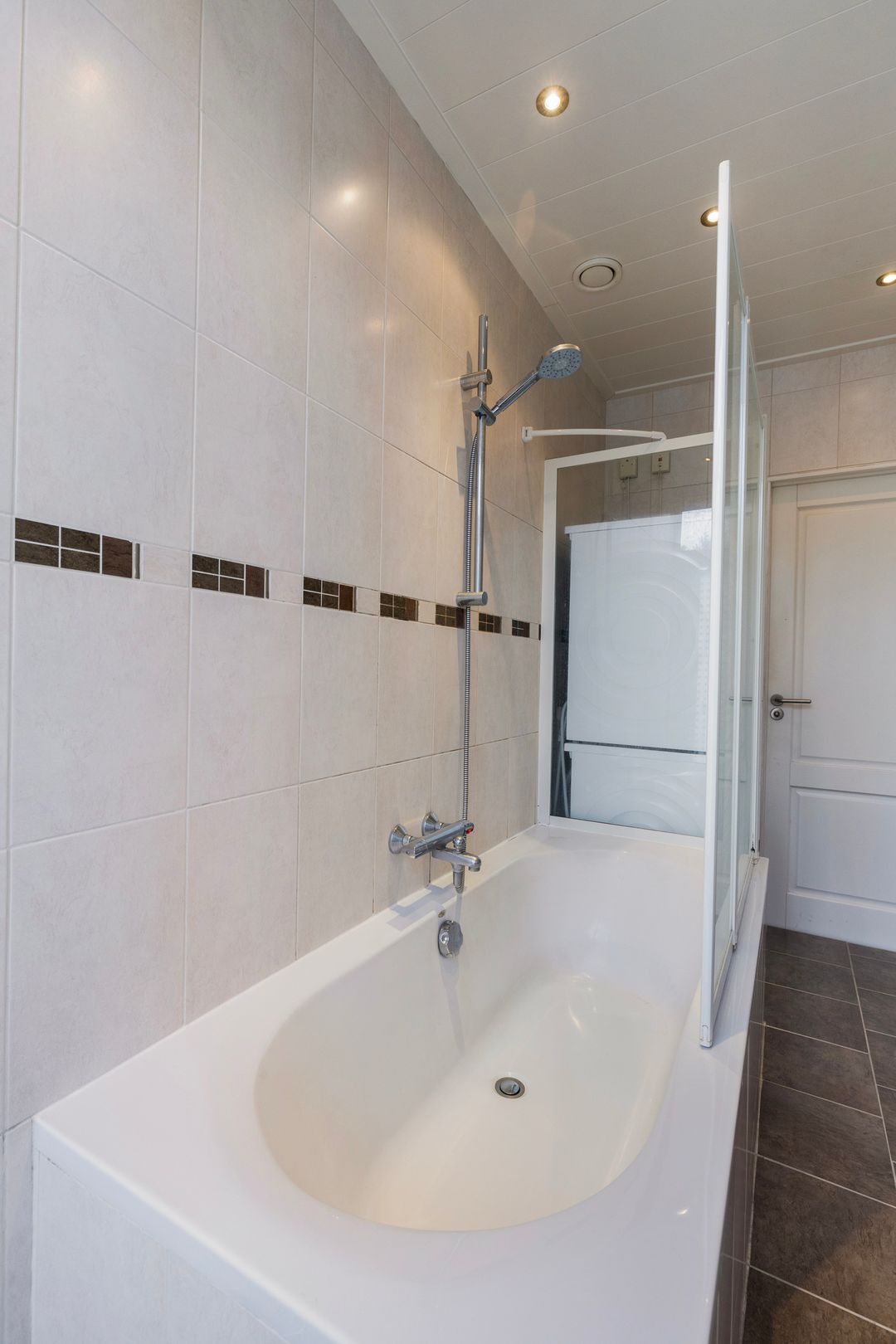 Foto 37 van Dr. de Visserstraat 4