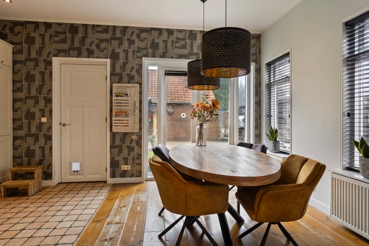 Foto 11 van Steenwijkerweg 3