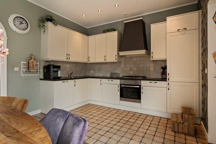 Foto 13 van Steenwijkerweg 3