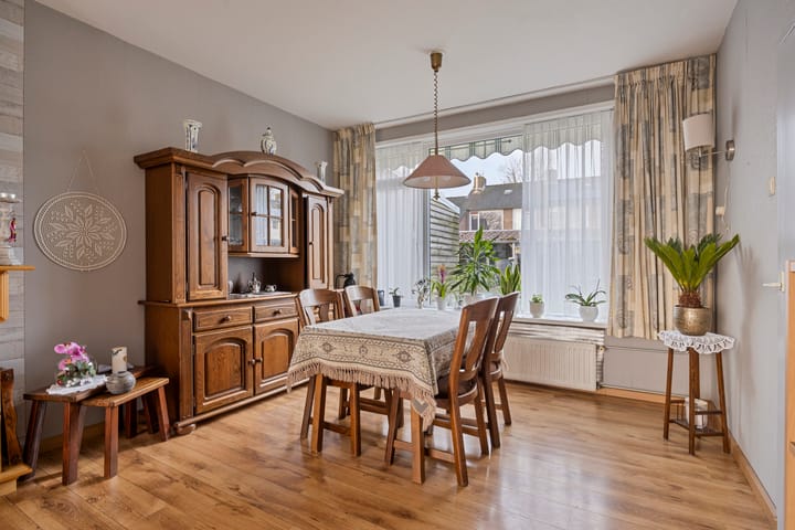 Photo 8 of Kanaalweg 34