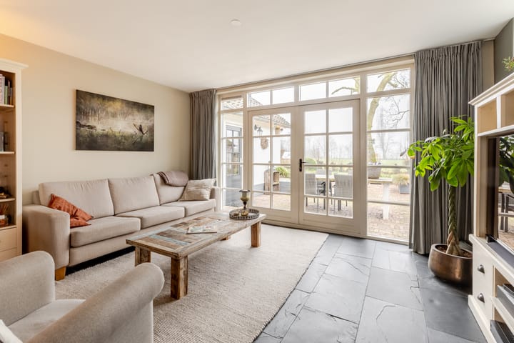 Photo 11 of Spoordonkseweg 56