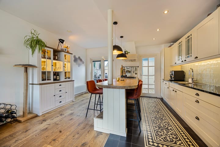 Foto 10 van Kromwijkerkade 2