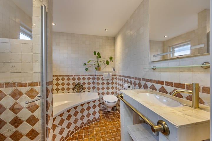 Foto 16 van Kromwijkerkade 2