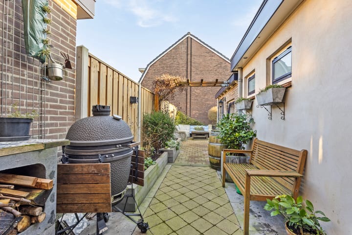 Foto 25 van Kromwijkerkade 2