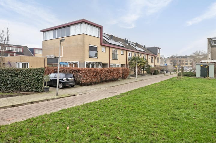 Photo 18 of Fauréstraat 7