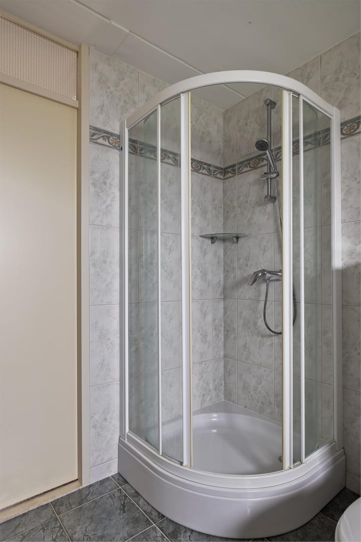 Photo 30 of Fauréstraat 7