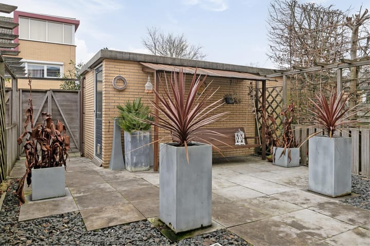 Photo 37 of Fauréstraat 7