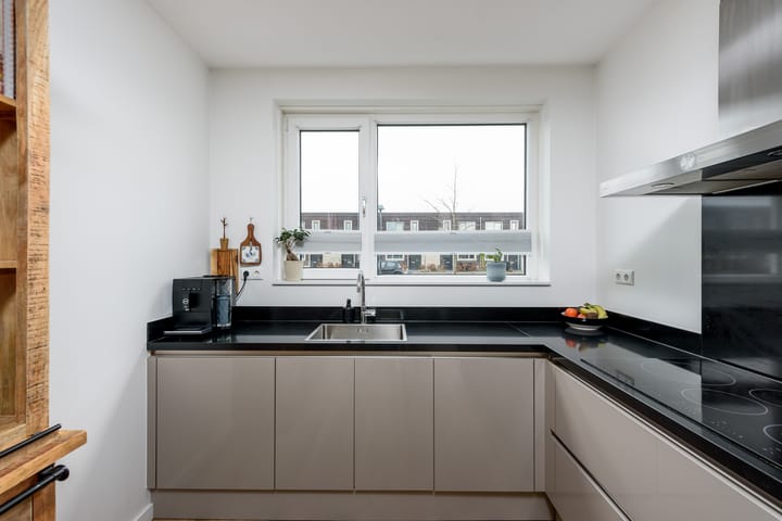 Foto 24 van Anna Maria van Schurmanlaan 38