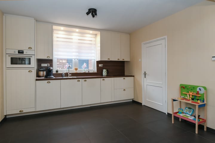 Foto 9 van Lidwinastraat 14