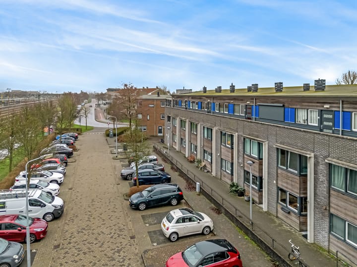 Foto 2 van Anna van Renesselaan 6-B