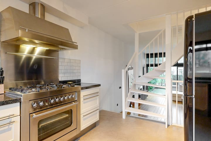 Foto 5 van Anna van Renesselaan 6-B