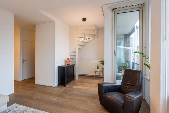 Foto 10 van Schiedamsedijk 76-E