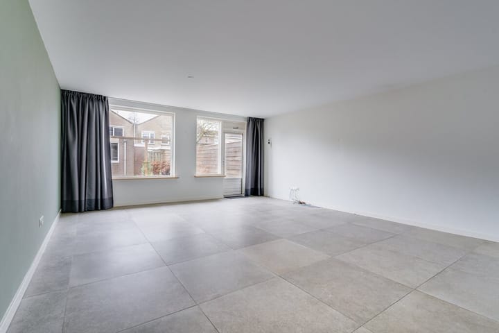 Photo 3 of Van Lingelaan 92