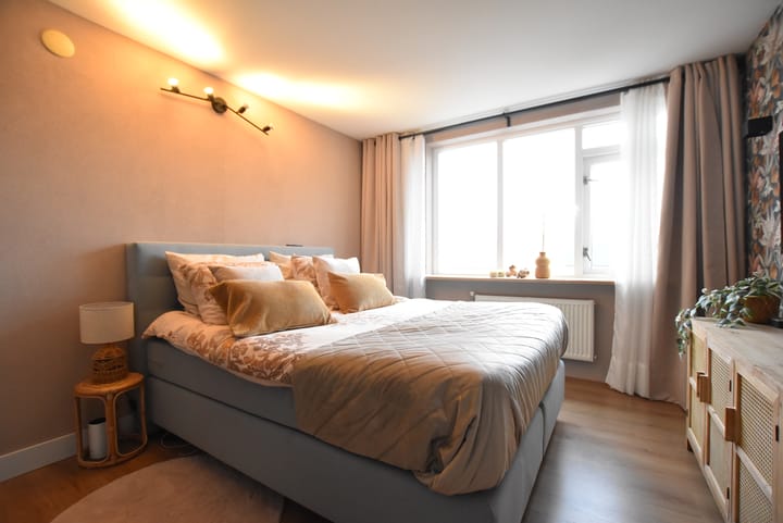 Foto 24 van Botter 32 52