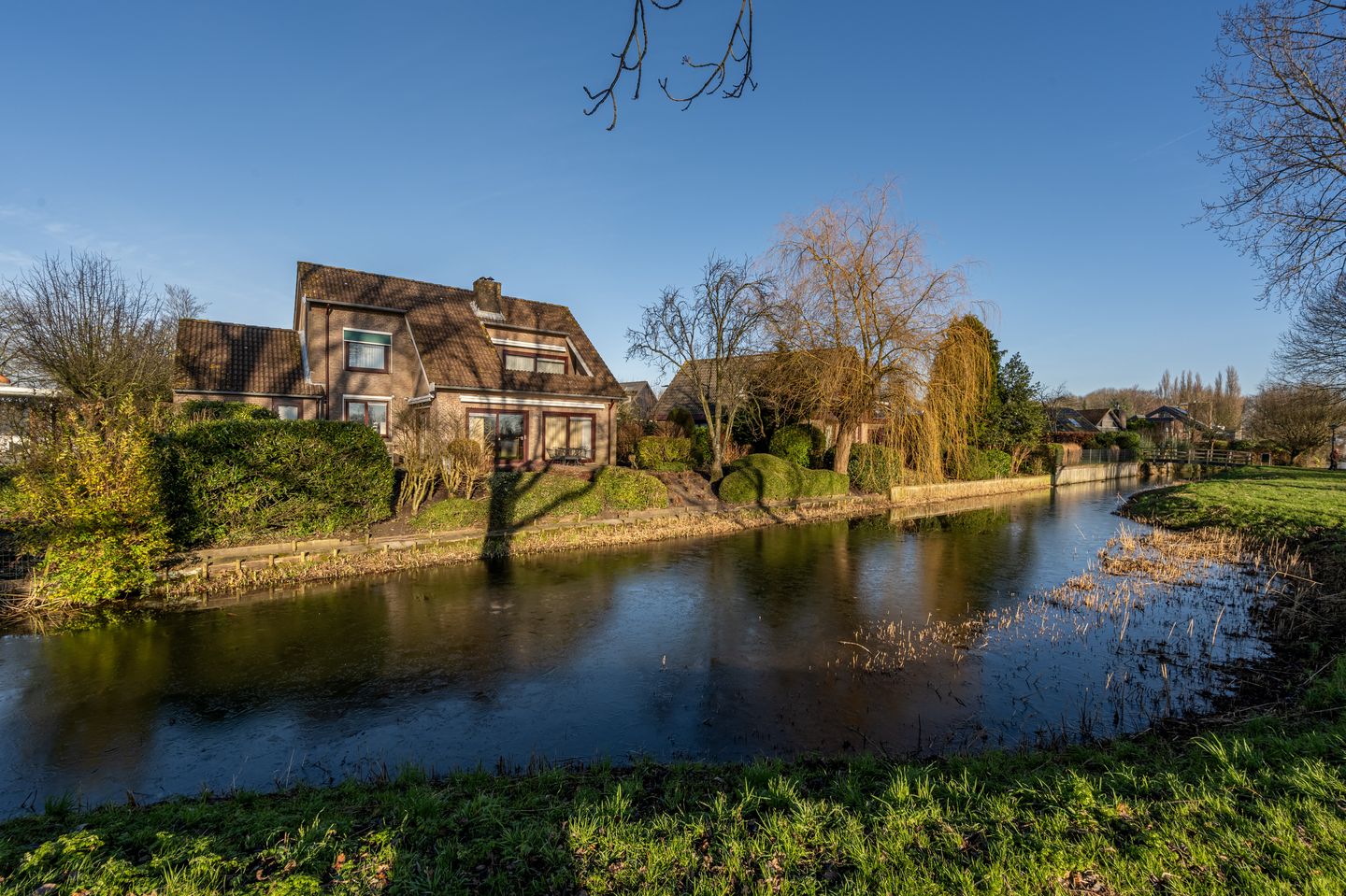 Foto 1 van Hoofdland 64