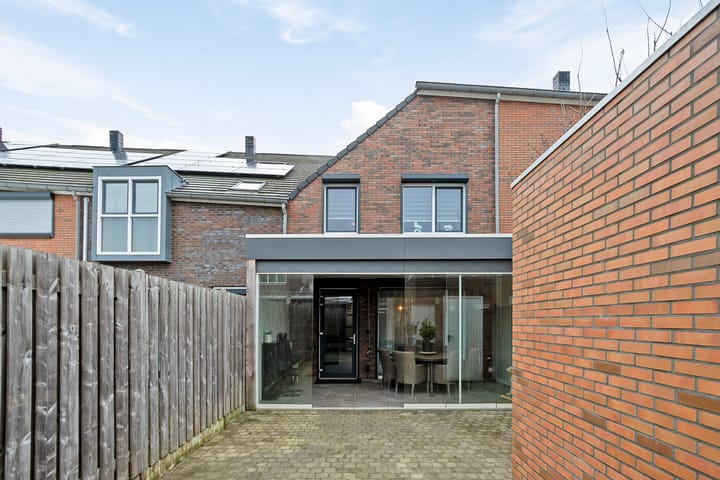 Foto 35 van Bredeweg 338