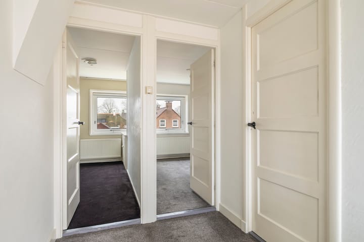 Foto 23 van Irenestraat 9