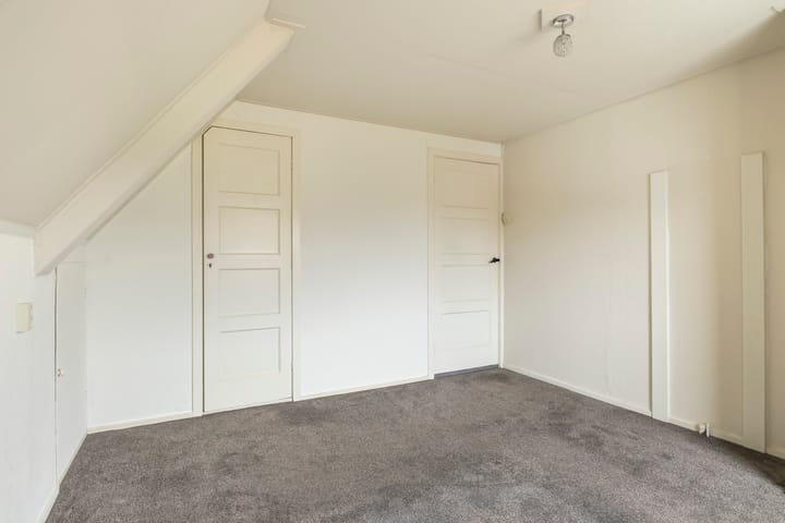 Foto 26 van Irenestraat 9