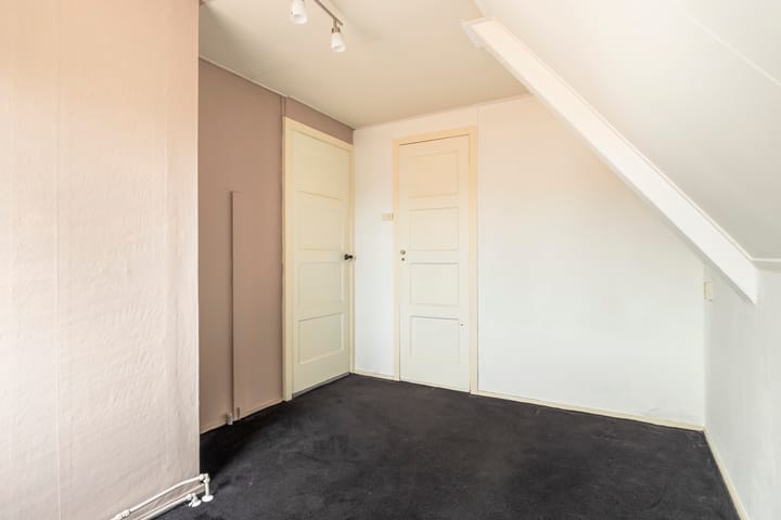 Foto 29 van Irenestraat 9