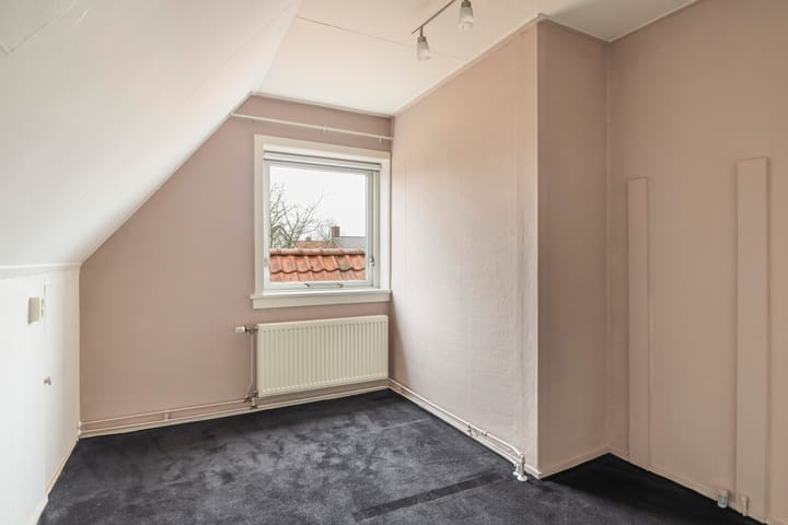 Foto 28 van Irenestraat 9