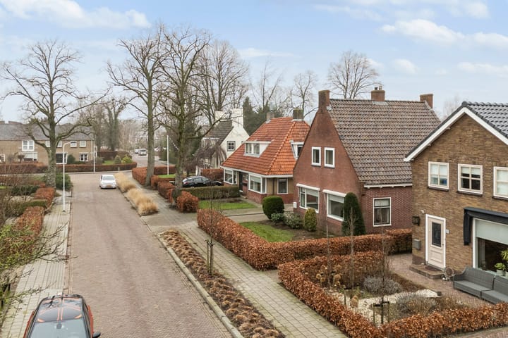 Foto 35 van Irenestraat 9