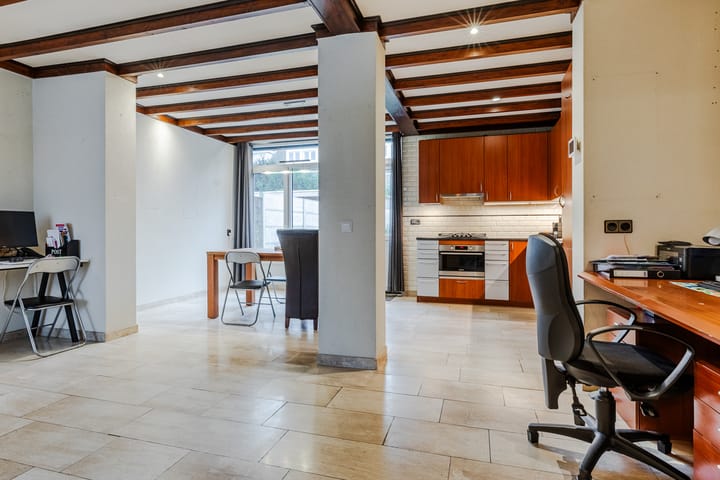 Foto 2 van Bernardusplein 57