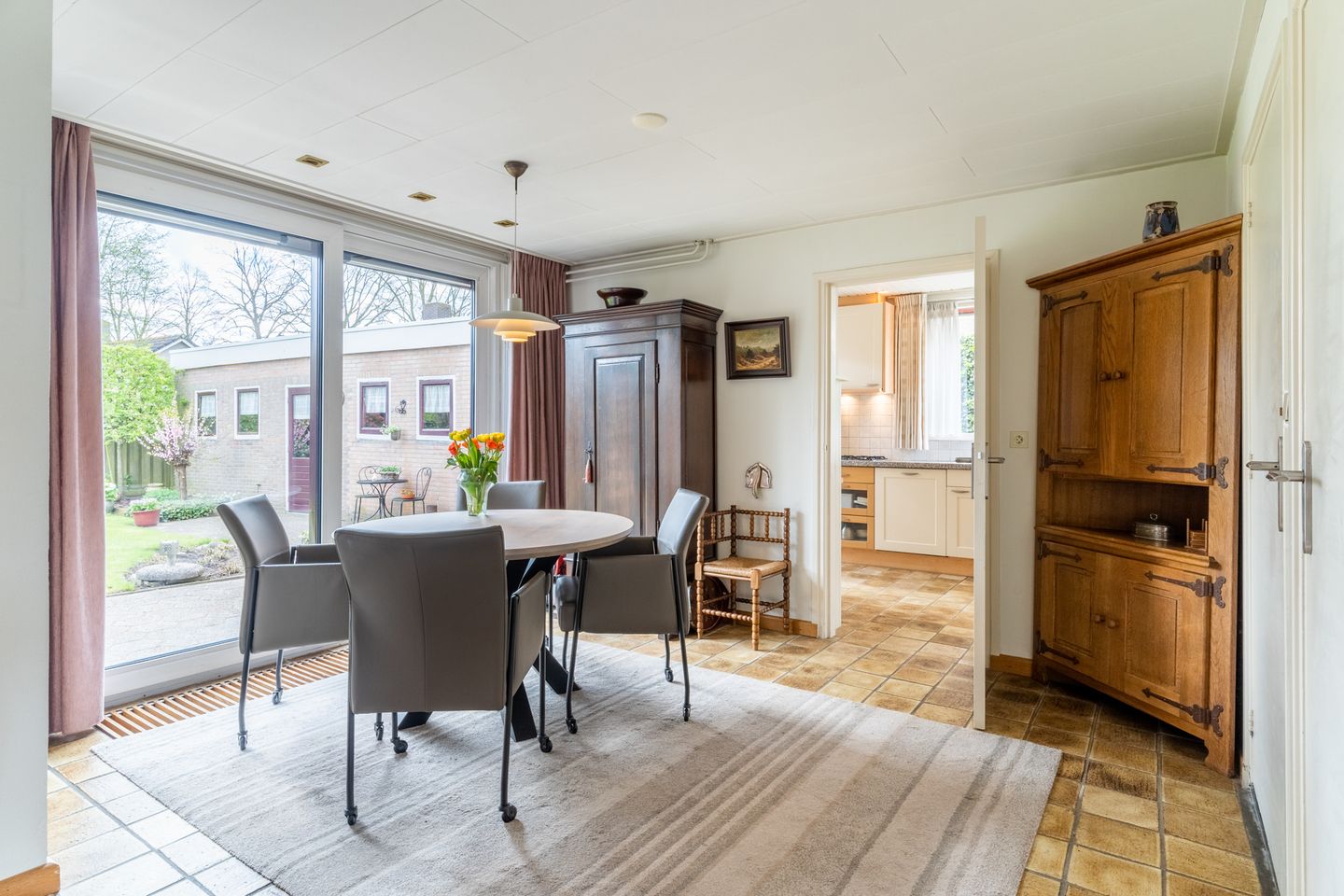 Foto 4 van Van Haestrechtstraat 81