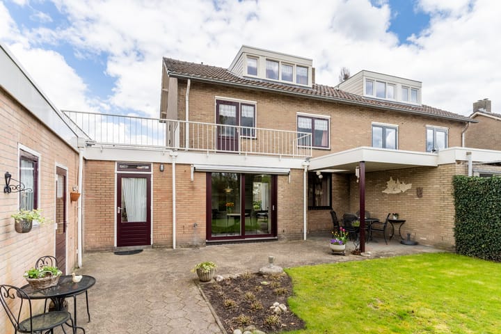 Foto 30 van Van Haestrechtstraat 81