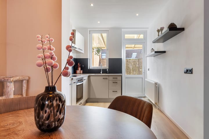 Foto 10 van Hovenstraat 28