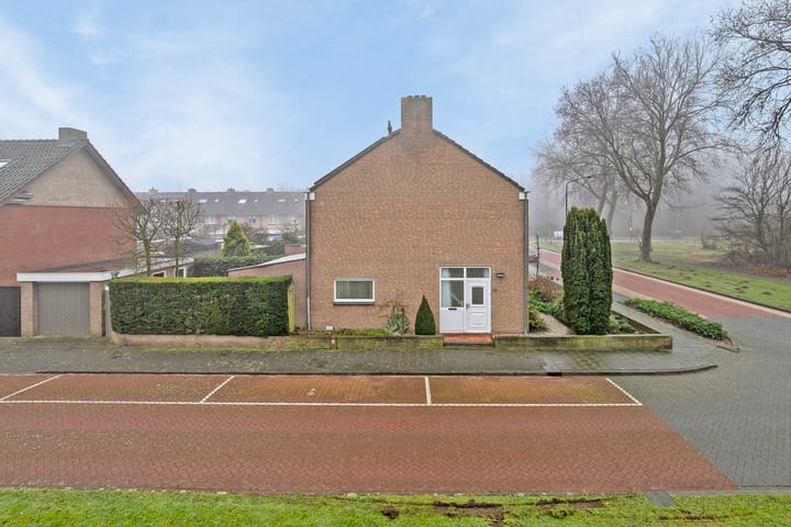 Foto 10 van Nachtegaallaan 49