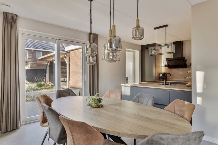 Foto 12 van Vriezeweg 117