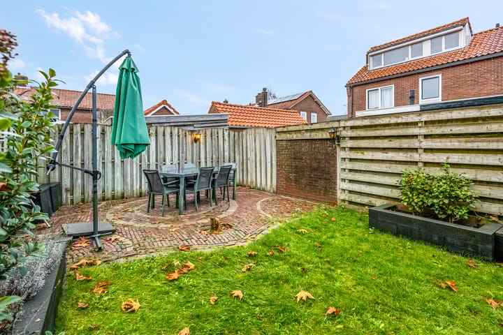 Foto 29 van Prins Bernhardlaan 4