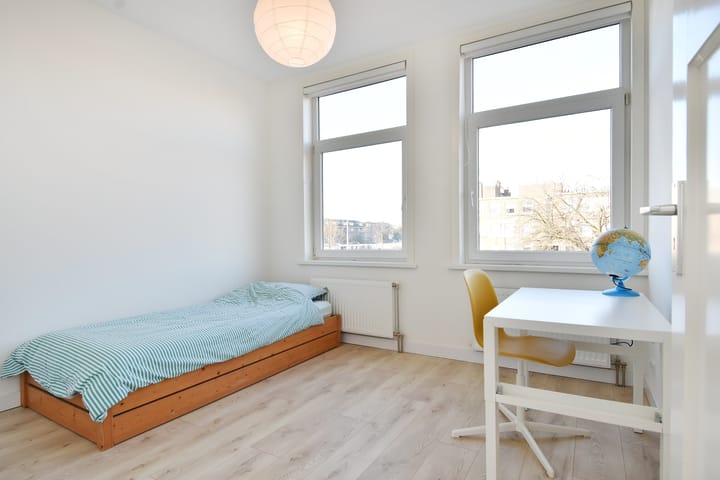 Foto 4 van Loenenseplein 15