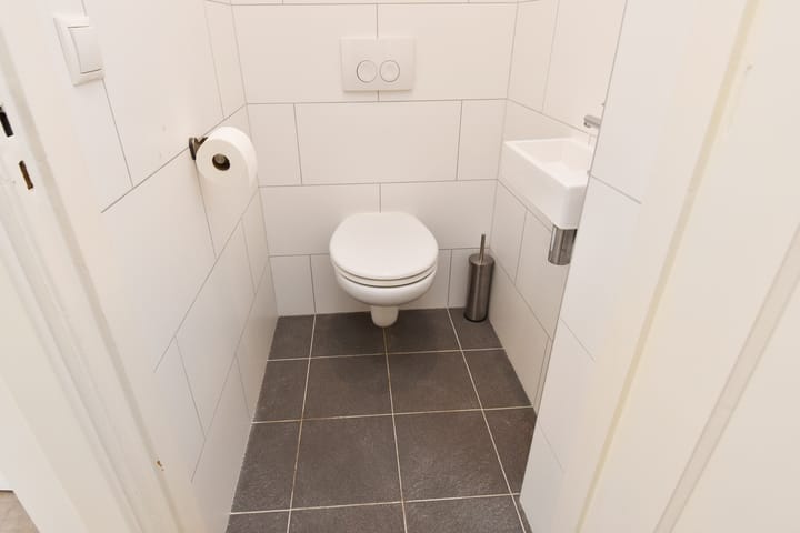 Foto 19 van Loenenseplein 15