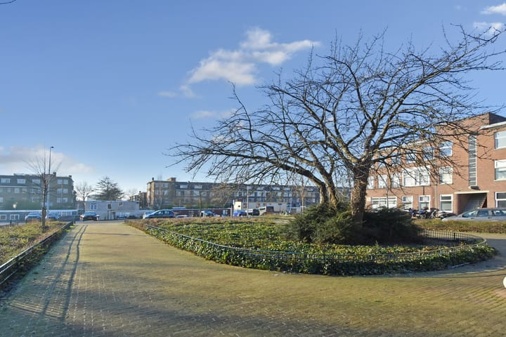 Foto 28 van Loenenseplein 15