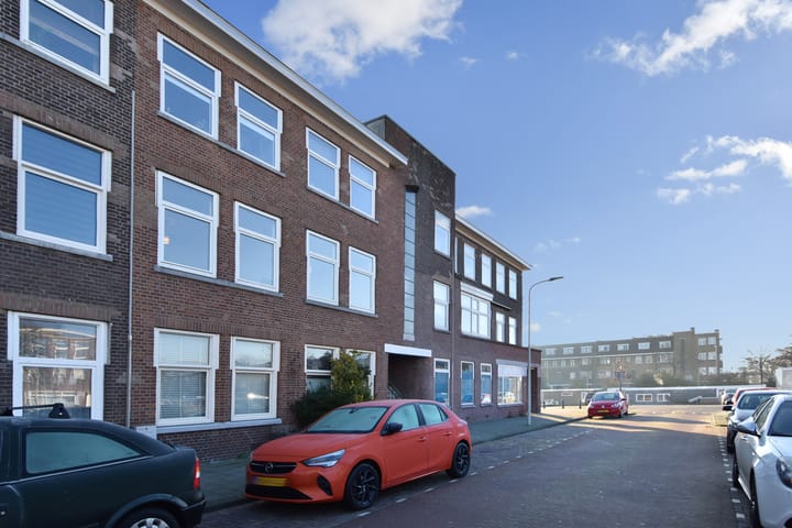 Foto 32 van Loenenseplein 15