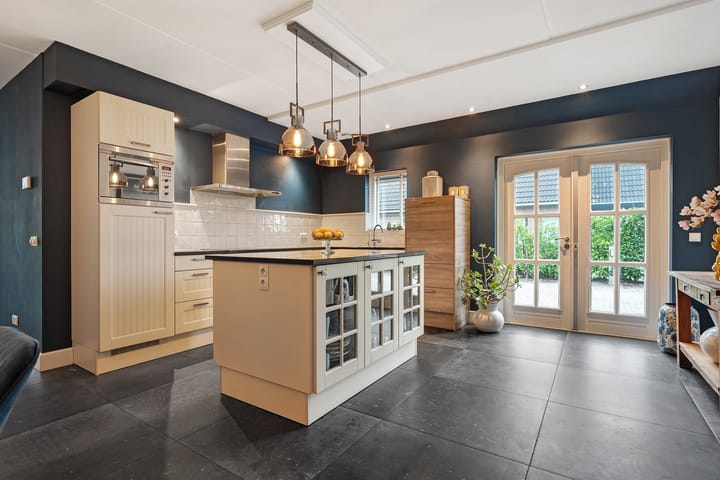 Photo 4 of Dorpsstraat 19