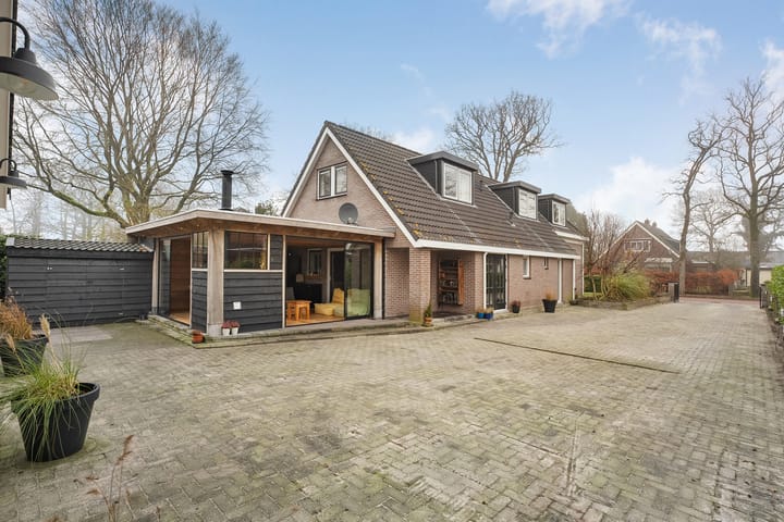 Photo 11 of Dorpsstraat 19