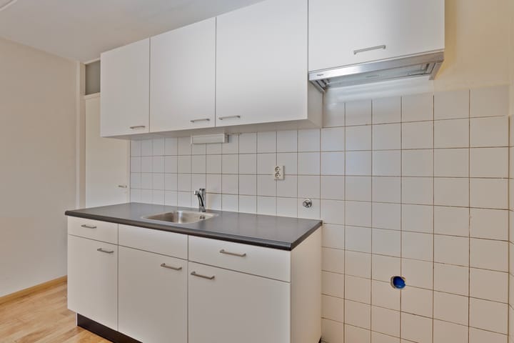 Photo 14 of Wilhelminastraat 227