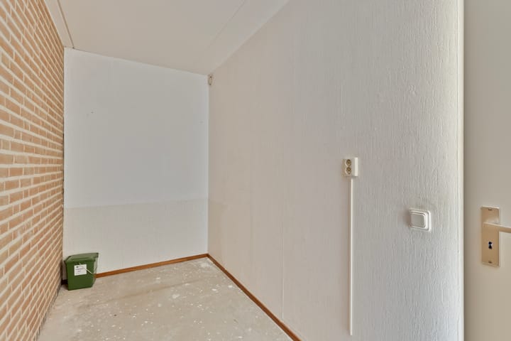 Photo 24 of Wilhelminastraat 227